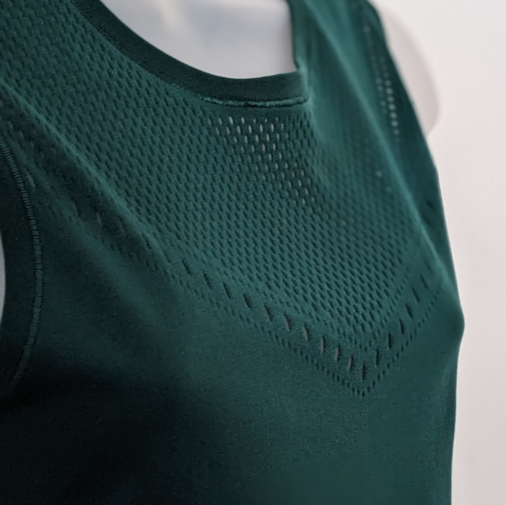Athleta Oxygen Mesh Tank